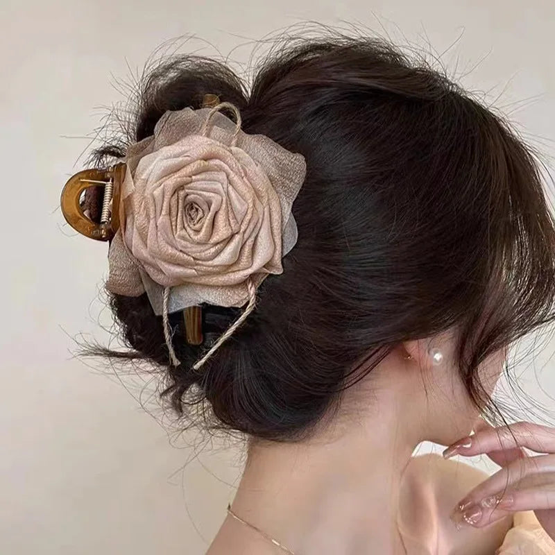 Ladies' Hair Clip Retro French Gentle Elegant headwear Rose Flower Clip Meilad Trendy Claw Clips Fashionable Women's Accessories
