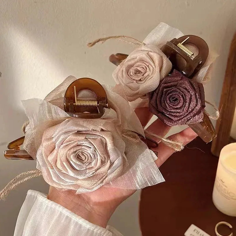 Ladies' Hair Clip Retro French Gentle Elegant headwear Rose Flower Clip Meilad Trendy Claw Clips Fashionable Women's Accessories